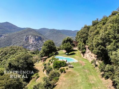 Piscina rústica (abierta de junio a septiembre)