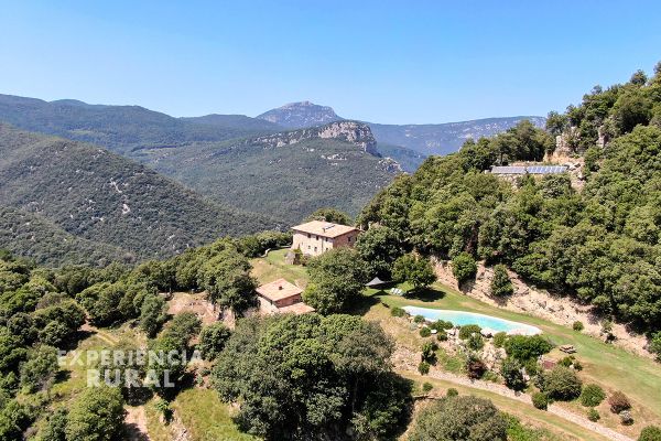 Piscina rústica (oberta de juny a setembre)