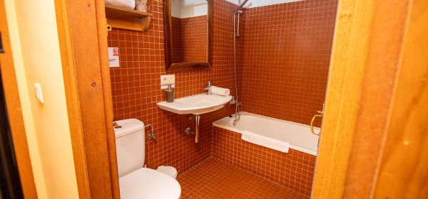 Salle de bain chambre 4